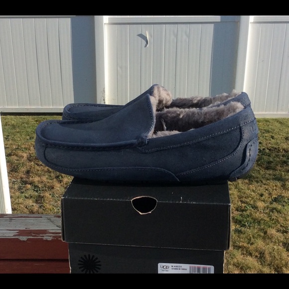 UGG ASCOT SLIPPERS - Picture 4 of 8